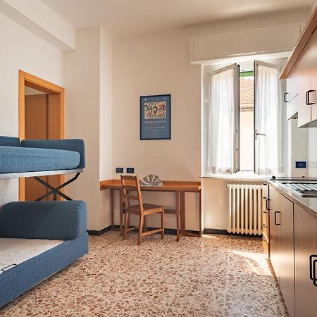 אפרטהוטל פינאלה ליגורה Residenza Adelaide מראה חיצוני תמונה