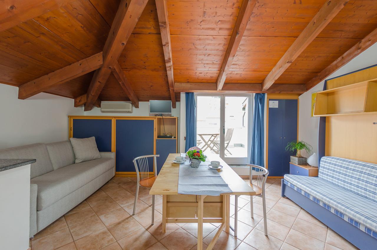 אפרטהוטל פינאלה ליגורה Residenza Adelaide מראה חיצוני תמונה