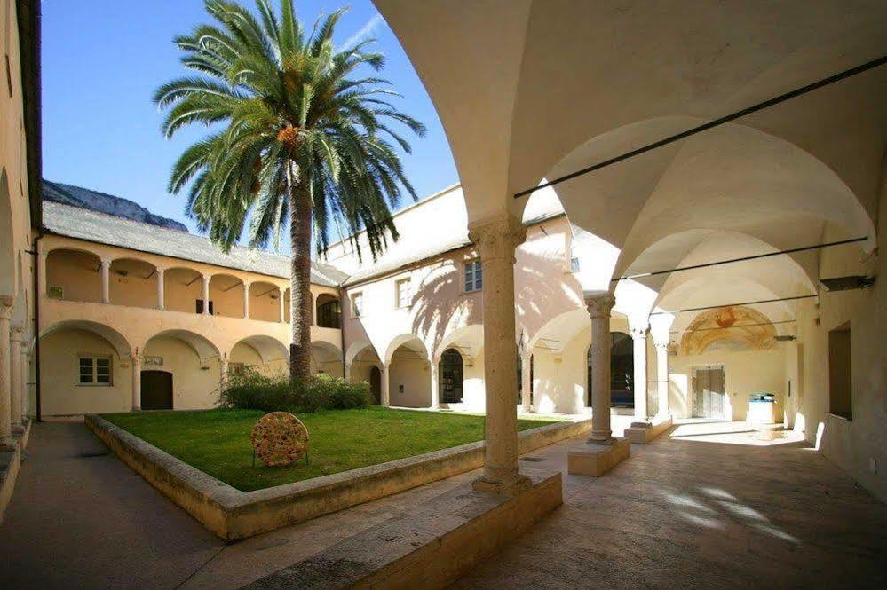 אפרטהוטל פינאלה ליגורה Residenza Adelaide מראה חיצוני תמונה