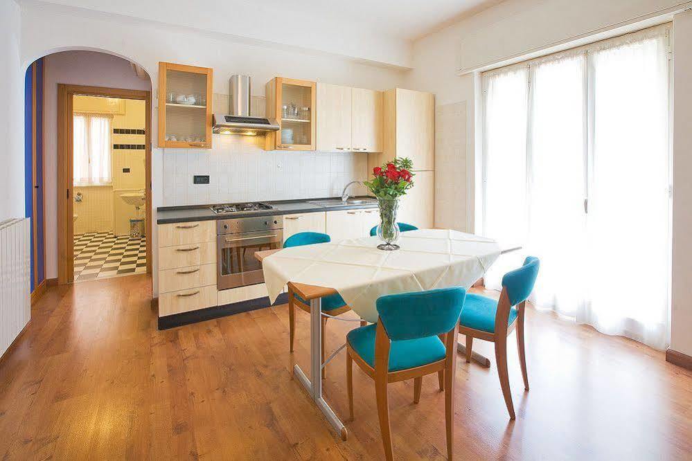 אפרטהוטל פינאלה ליגורה Residenza Adelaide מראה חיצוני תמונה