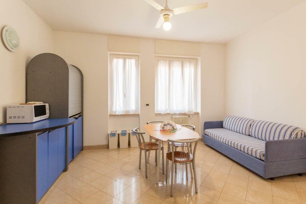 אפרטהוטל פינאלה ליגורה Residenza Adelaide מראה חיצוני תמונה
