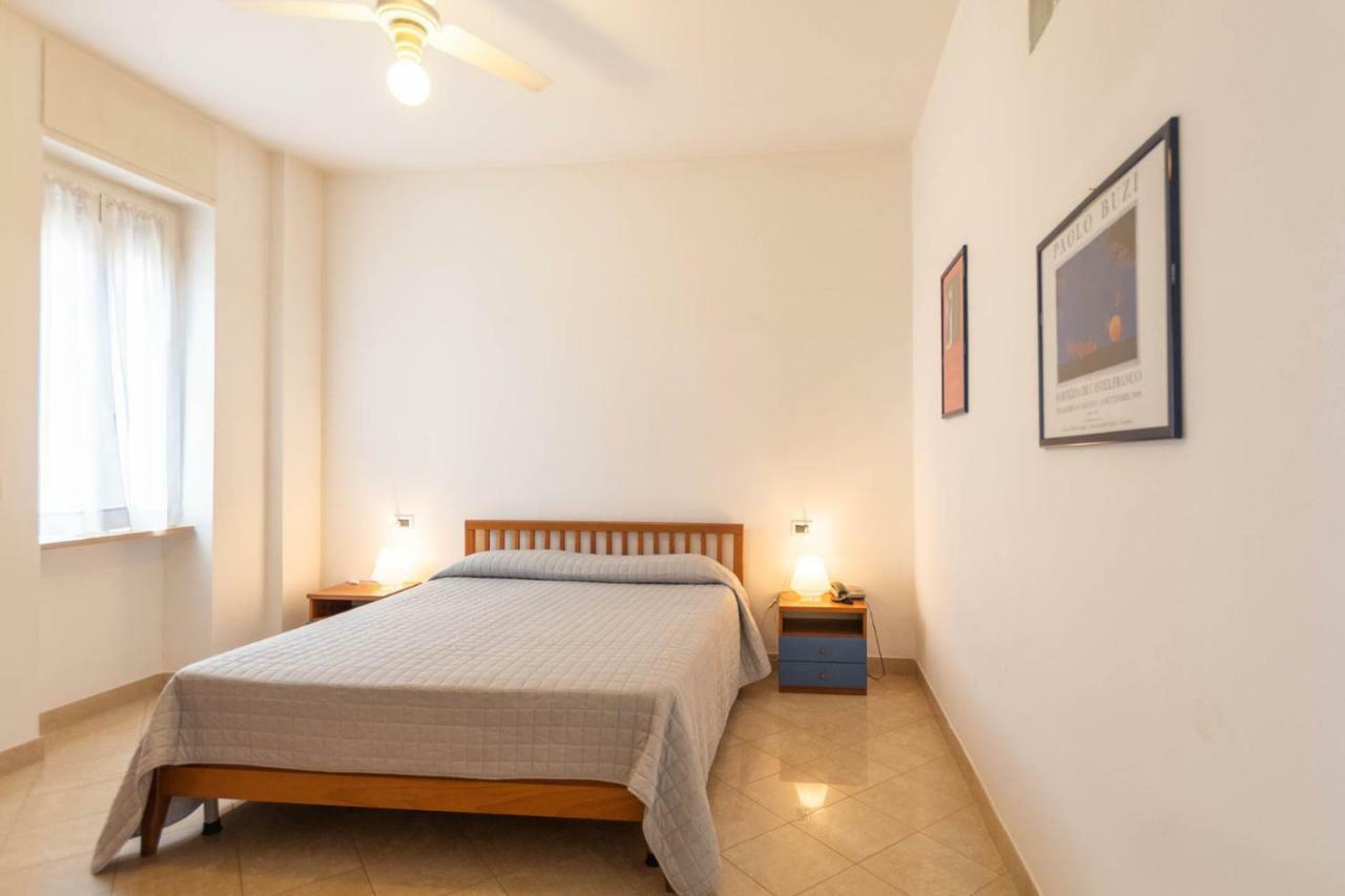 אפרטהוטל פינאלה ליגורה Residenza Adelaide מראה חיצוני תמונה