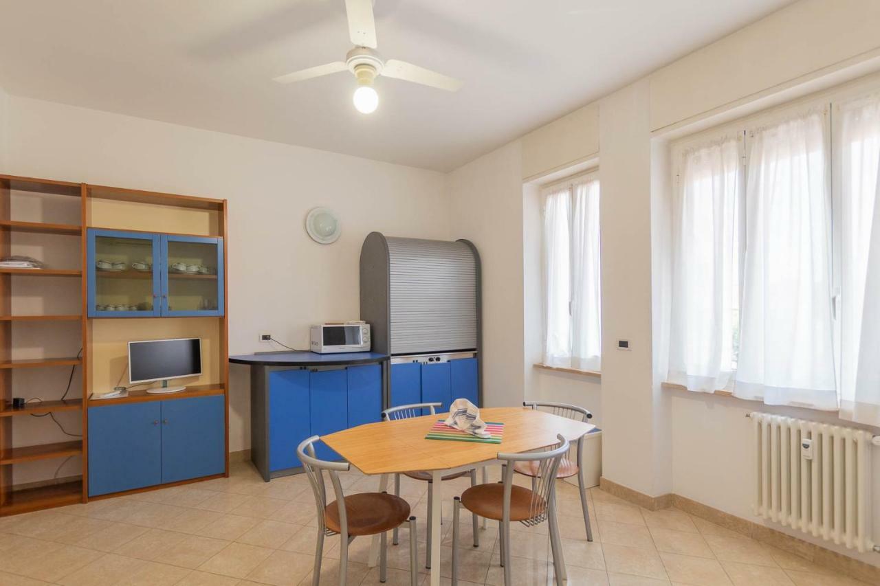אפרטהוטל פינאלה ליגורה Residenza Adelaide מראה חיצוני תמונה